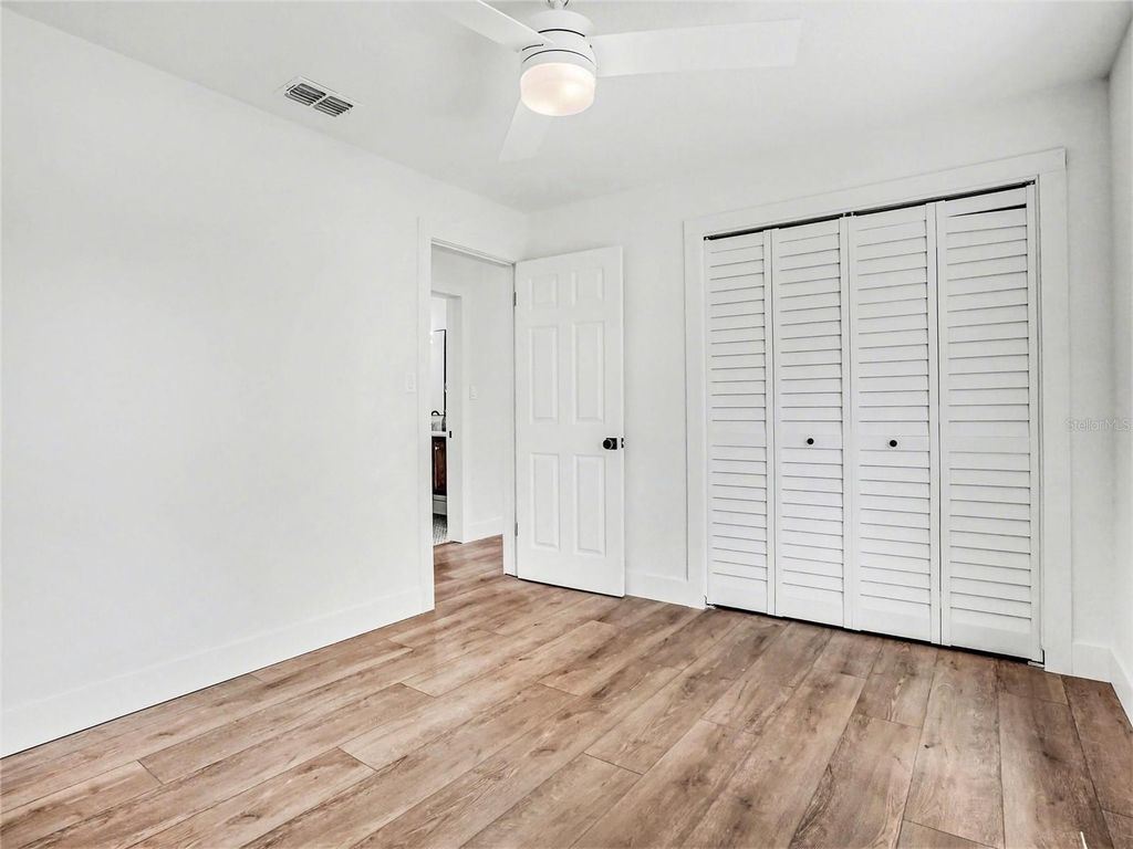 Image 15 of property listing at 3069 BAY TREE DRIVE, Orlando, FL 32806