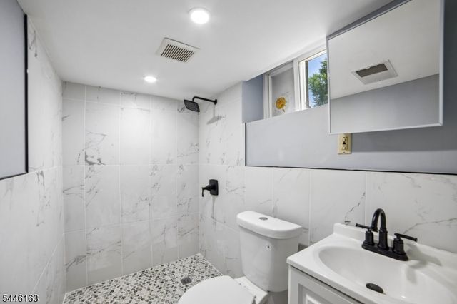 231 Williamson Ave, Hillside Twp., NJ 07205