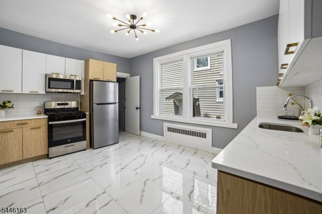 231 Williamson Ave, Hillside Twp., NJ 07205
