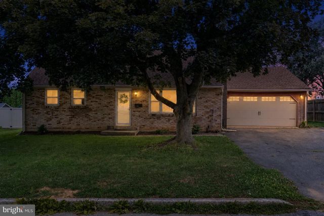 1331 E WALNUT ST, Annville, PA 17003