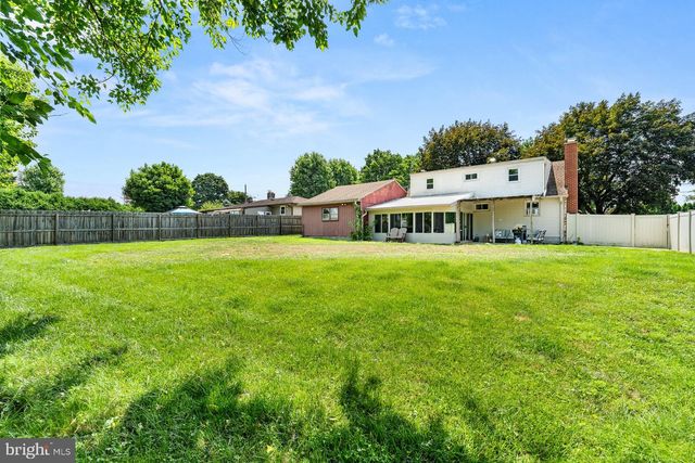 1331 E WALNUT ST, Annville, PA 17003