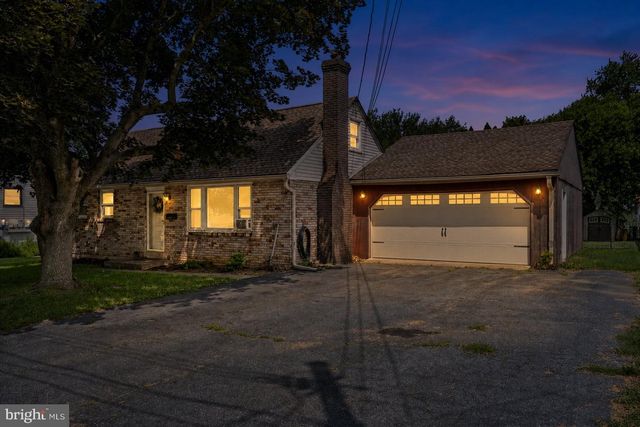1331 E WALNUT ST, Annville, PA 17003