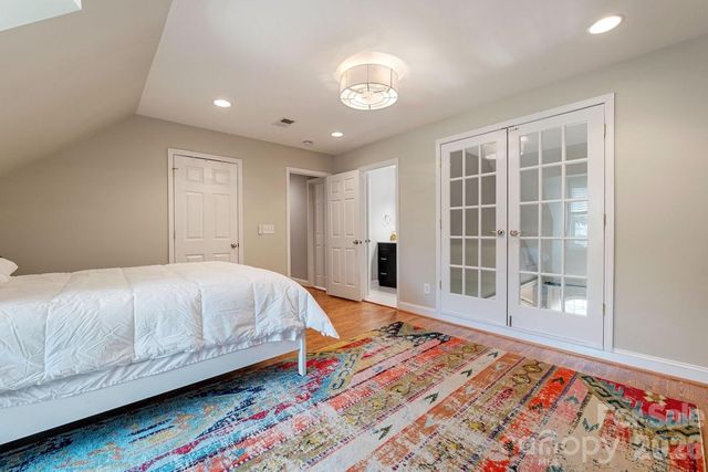 305 Forbes Court, Lake Wylie, SC 29710
