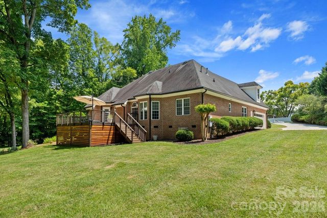 305 Forbes Court, Lake Wylie, SC 29710