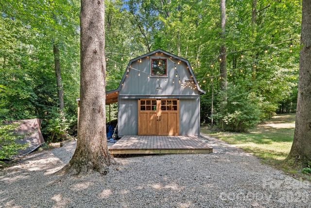 305 Forbes Court, Lake Wylie, SC 29710