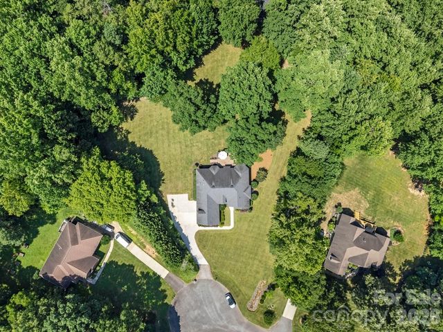 305 Forbes Court, Lake Wylie, SC 29710
