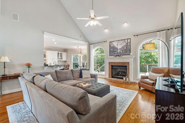 305 Forbes Court, Lake Wylie, SC 29710