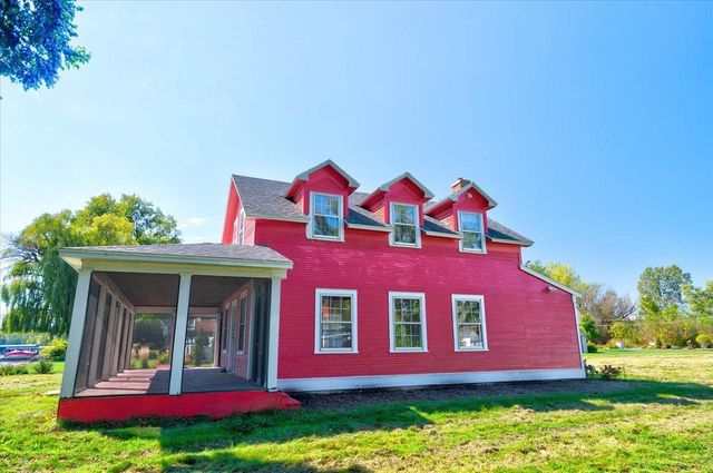 5114 Reynolds Avenue, Waunakee, WI 53597