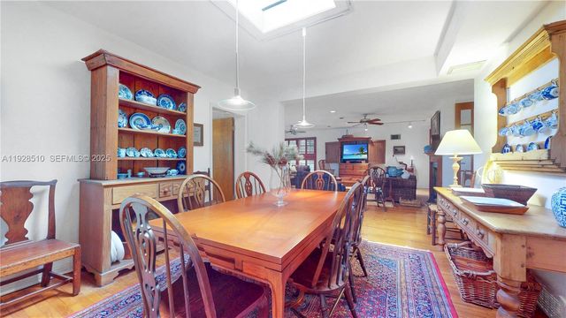 2607 N Greenway Dr, Coral Gables, FL 33134