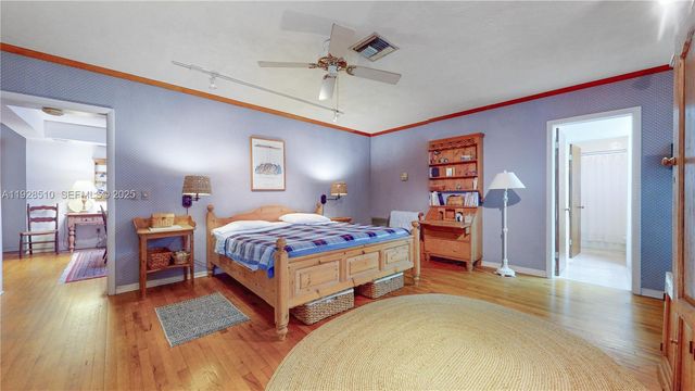 2607 N Greenway Dr, Coral Gables, FL 33134