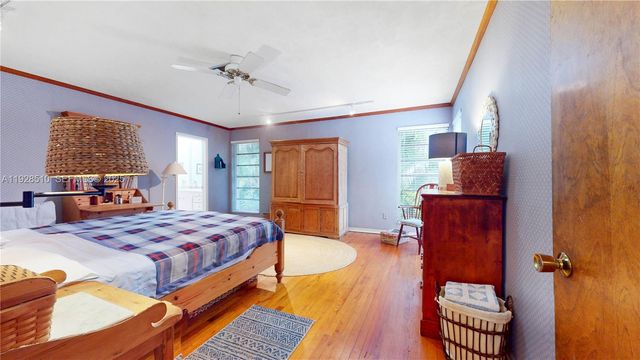 2607 N Greenway Dr, Coral Gables, FL 33134