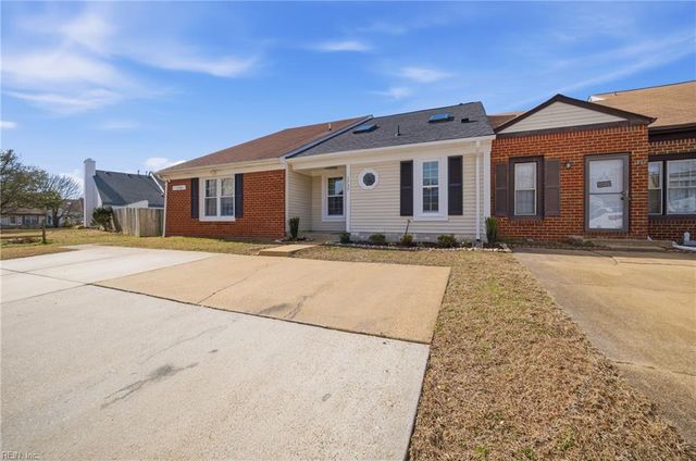 1737 Sword Dancer DR, Virginia Beach, VA 23454