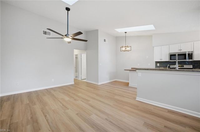 1737 Sword Dancer DR, Virginia Beach, VA 23454