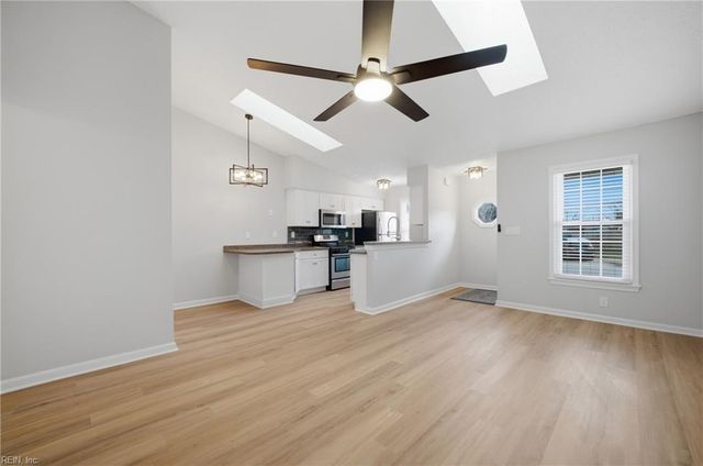 1737 Sword Dancer DR, Virginia Beach, VA 23454