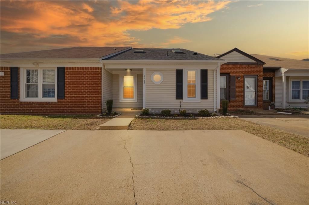 1737 Sword Dancer DR, Virginia Beach, VA 23454