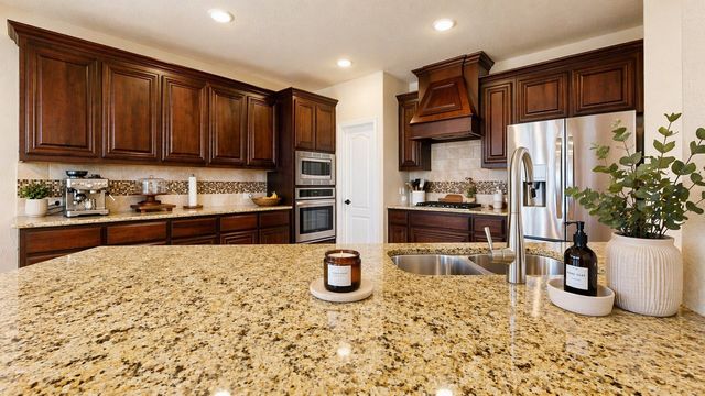 502 Ranchwood Drive, Justin, TX 76247