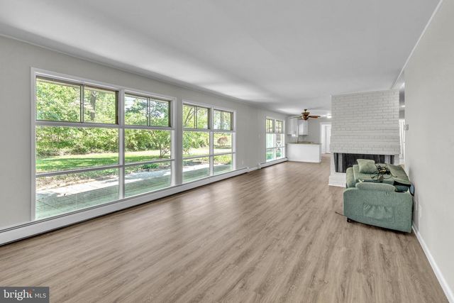 17 KENSINGTON LN, Newark, DE 19713