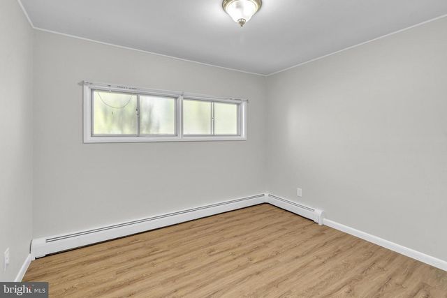 17 KENSINGTON LN, Newark, DE 19713