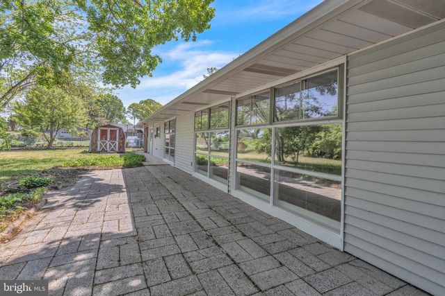 17 KENSINGTON LN, Newark, DE 19713