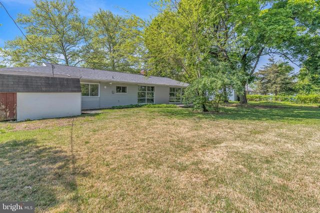 17 KENSINGTON LN, Newark, DE 19713