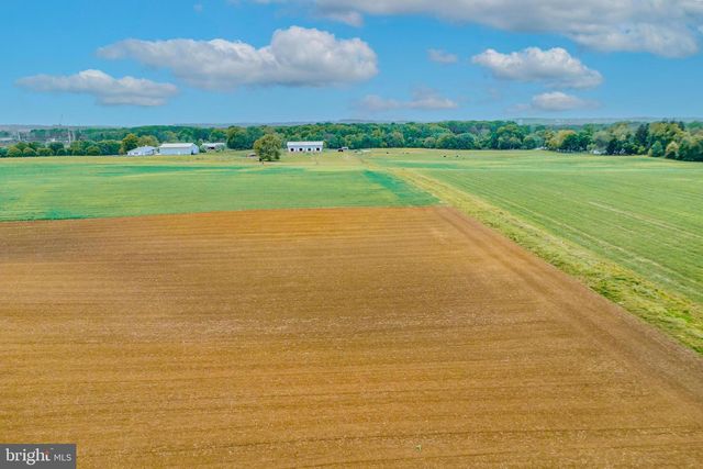 17 KENSINGTON LN, Newark, DE 19713