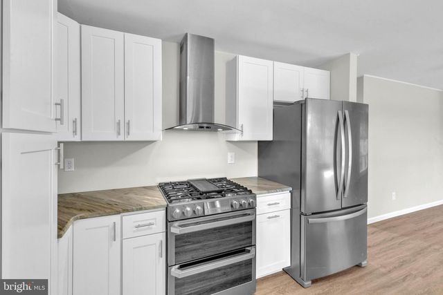 17 KENSINGTON LN, Newark, DE 19713