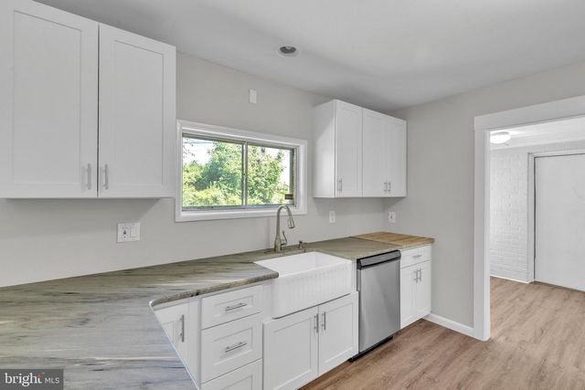 17 KENSINGTON LN, Newark, DE 19713