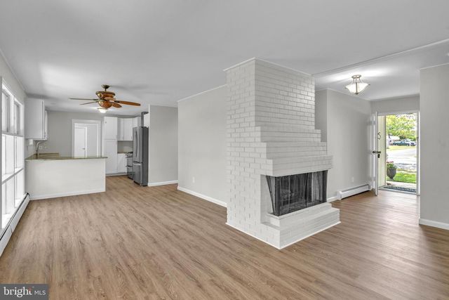 17 KENSINGTON LN, Newark, DE 19713