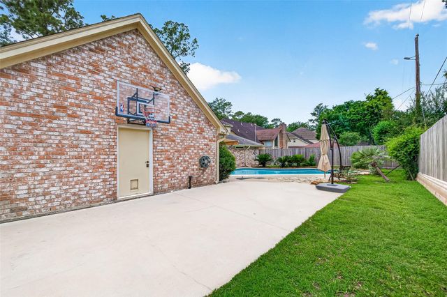 12302 S Moorcreek Drive, Houston, TX 77070
