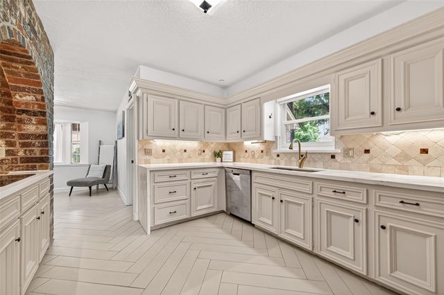 12302 S Moorcreek Drive, Houston, TX 77070