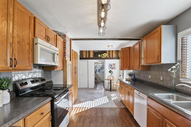 3718 W Hoffman Ave, Spokane, WA 99205