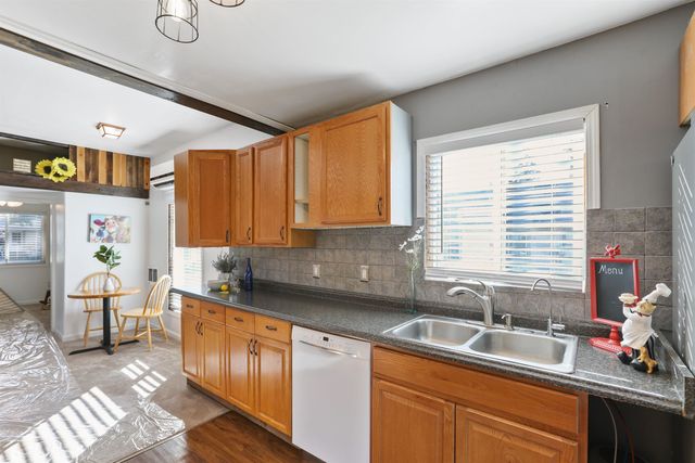 3718 W Hoffman Ave, Spokane, WA 99205