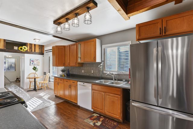 3718 W Hoffman Ave, Spokane, WA 99205