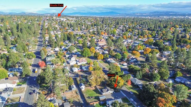 3718 W Hoffman Ave, Spokane, WA 99205