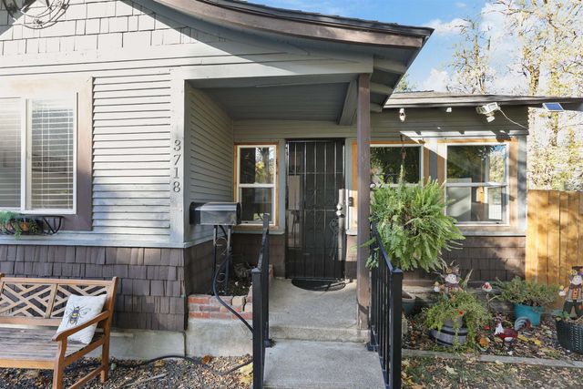 3718 W Hoffman Ave, Spokane, WA 99205
