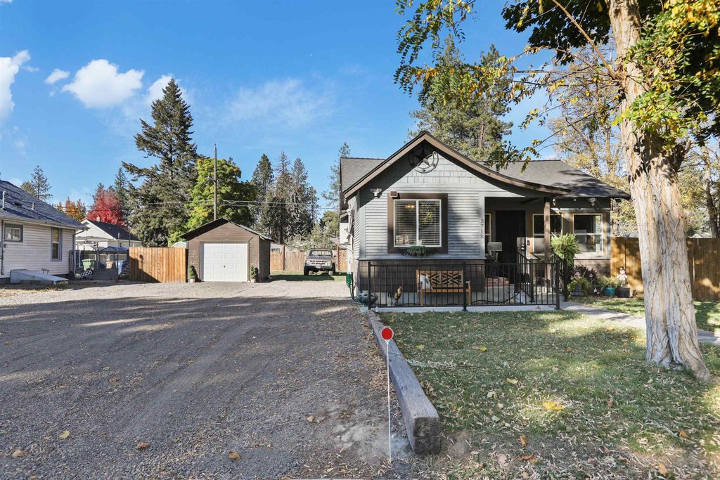 3718 W Hoffman Ave, Spokane, WA 99205 photo 4