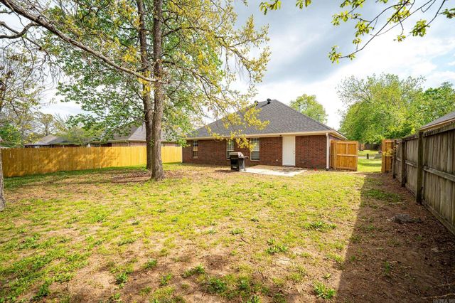 4600 Utah, Conway, AR 72034