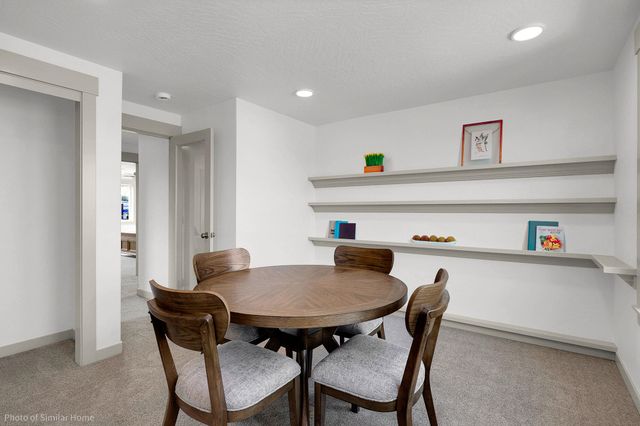 3669 Luchu Street 111, Medford, OR 97504