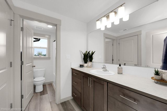 3669 Luchu Street 111, Medford, OR 97504