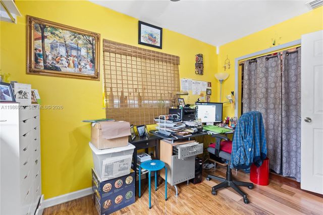 720 NW 4th St, Hallandale Beach, FL 33009