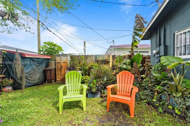 720 NW 4th St, Hallandale Beach, FL 33009