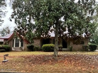 3223 Copperfield Street, Jackson, MS 39209
