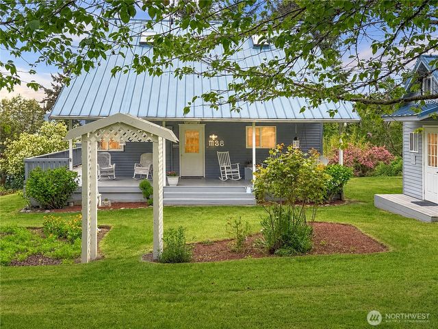 38 M Cascade Drive, Hat Island, WA 98206