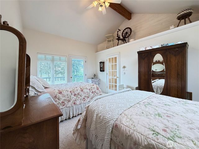38 M Cascade Drive, Hat Island, WA 98206