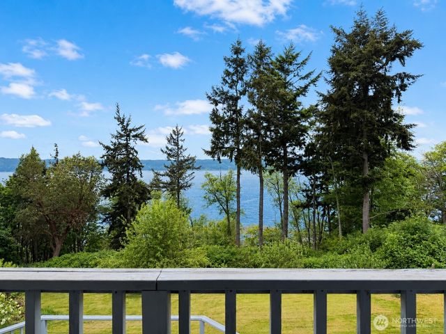 38 M Cascade Drive, Hat Island, WA 98206