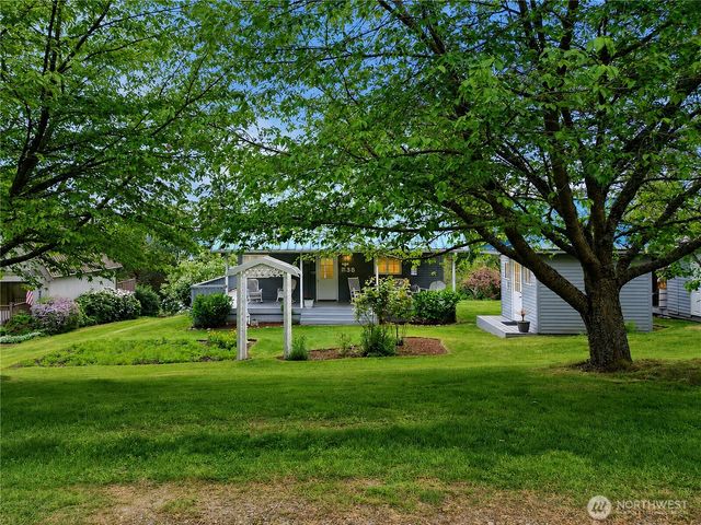 38 M Cascade Drive, Hat Island, WA 98206