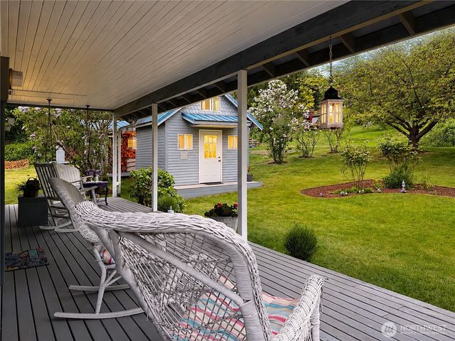 38 M Cascade Drive, Hat Island, WA 98206