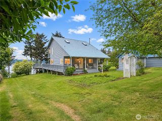 38 M Cascade Drive, Hat Island, WA 98206