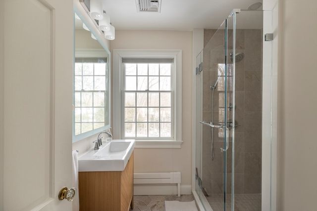 64 Varick Rd, Newton, MA 02468