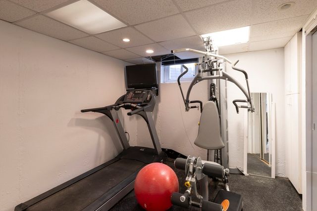 64 Varick Rd, Newton, MA 02468